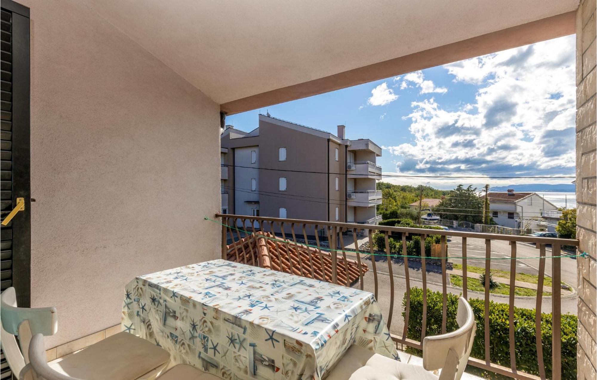 Nice Apartment In Jadranovo With Kitchen Eksteriør bilde