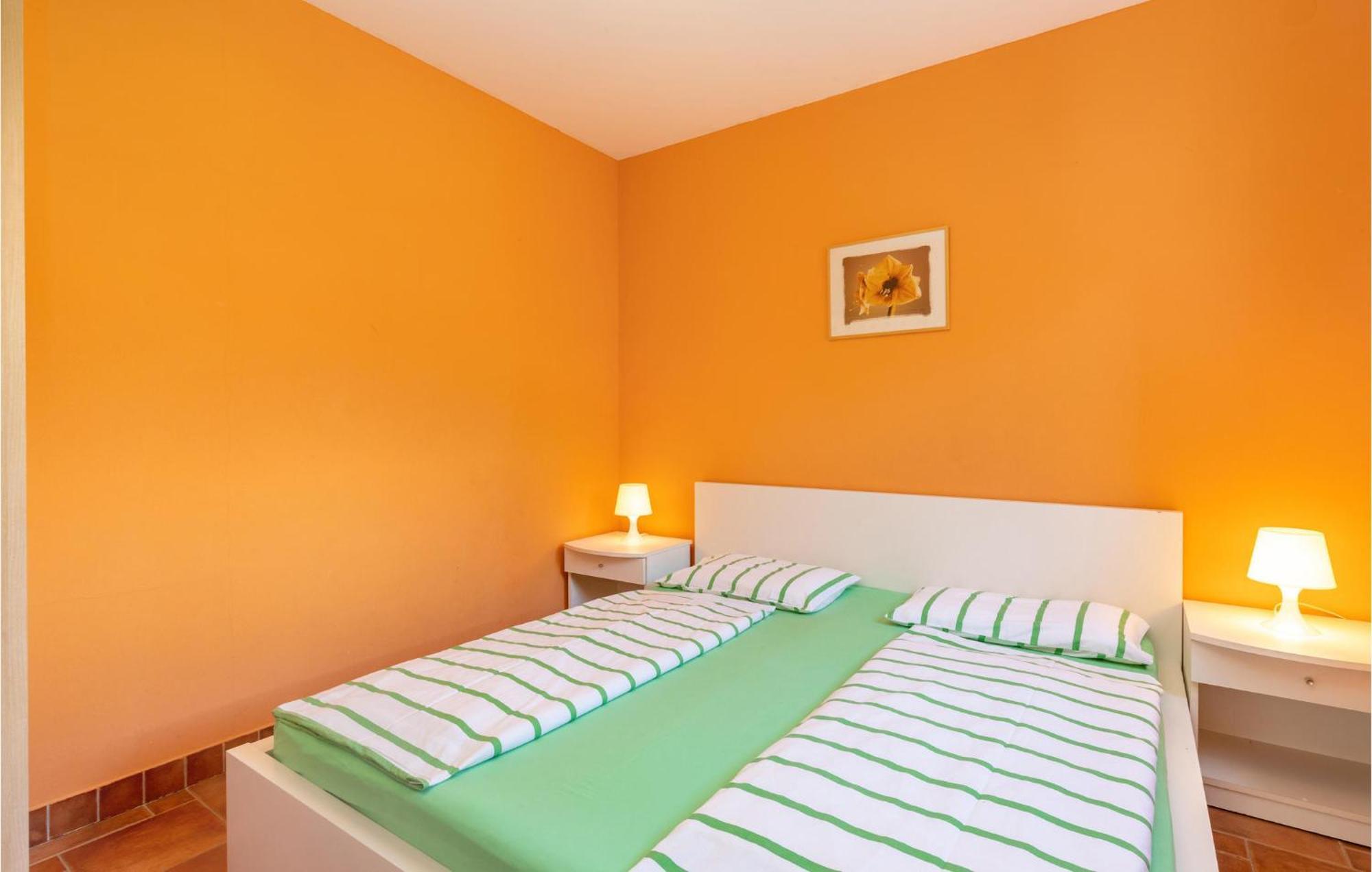Nice Apartment In Jadranovo With Kitchen Eksteriør bilde