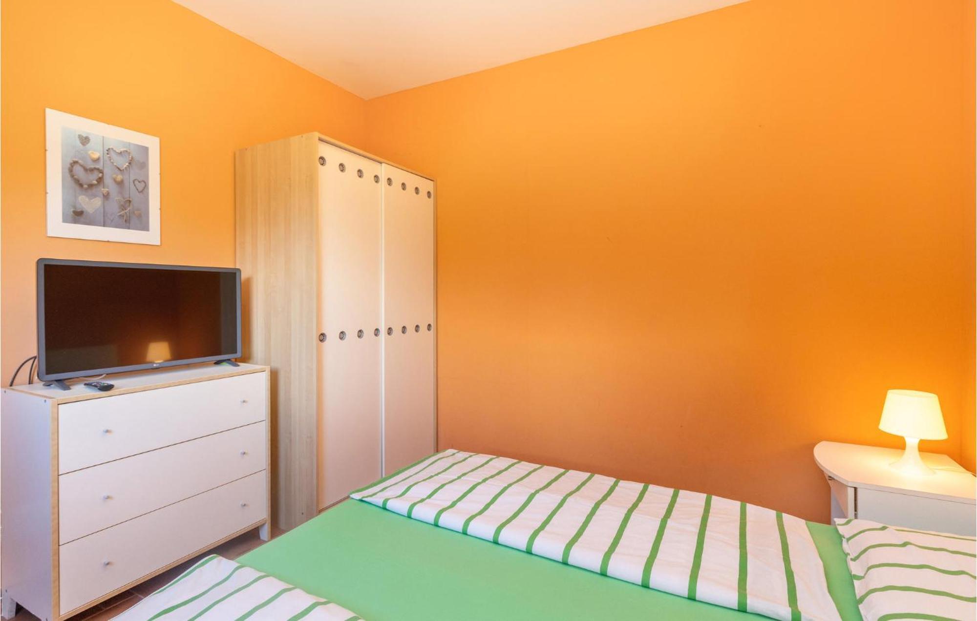 Nice Apartment In Jadranovo With Kitchen Eksteriør bilde